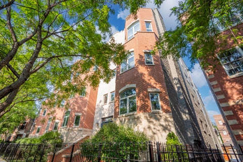 Photo of 2625 N Ashland Avenue #1A, Chicago, IL 60614 (MLS # 12749160)
