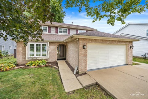 Photo of 2960 Middlebury Court, Aurora, IL 60504 (MLS # 12757931)