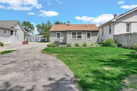Tiny photo for 17936 Hickory Street, Lansing, IL 60438 (MLS # 12656885)