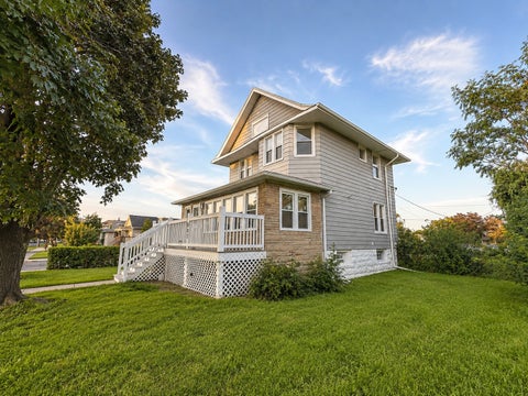 Tiny photo for 801 S 16th Avenue, Maywood, IL 60153 (MLS # 12739049)