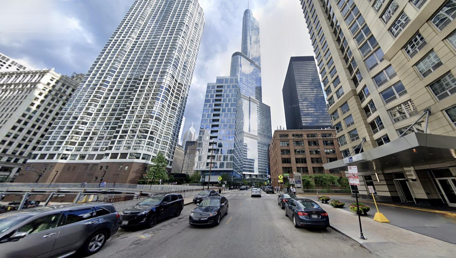 440 N WABASH Avenue 3703