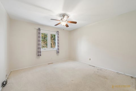 Tiny photo for 819 Wiltshire Drive #3, McHenry, IL 60050 (MLS # 12781884)