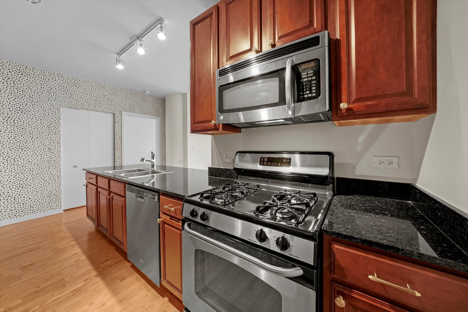 1255 S State Street 1006