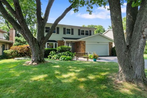 Tiny photo for 934 Wayne Avenue, Deerfield, IL 60015 (MLS # 12438977)