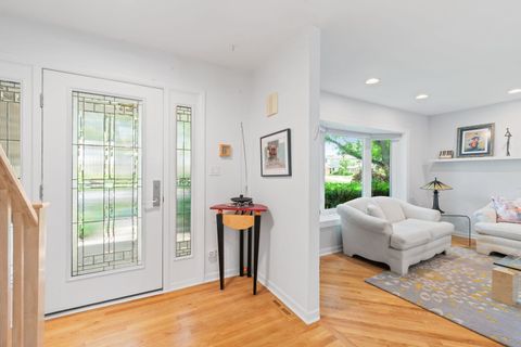 Tiny photo for 934 Wayne Avenue, Deerfield, IL 60015 (MLS # 12438977)