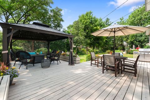 Tiny photo for 934 Wayne Avenue, Deerfield, IL 60015 (MLS # 12438977)