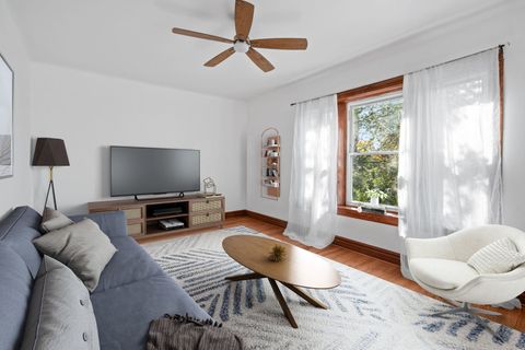 Tiny photo for 1424 E Hyde Park Boulevard #2, Chicago, IL 60615 (MLS # 12494692)