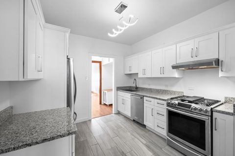 Tiny photo for 1424 E Hyde Park Boulevard #2, Chicago, IL 60615 (MLS # 12494692)
