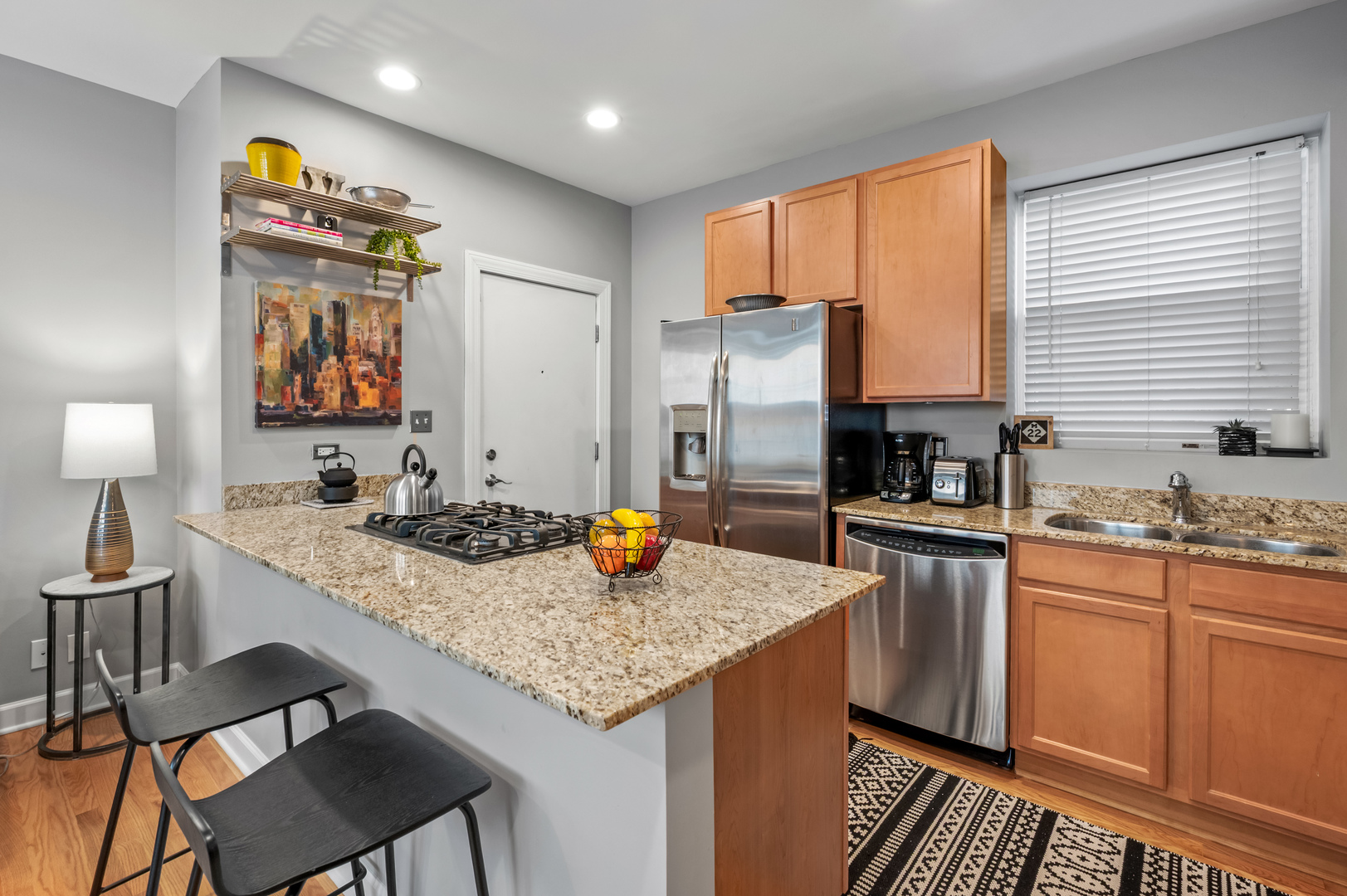 5623 N Wayne Avenue 1B