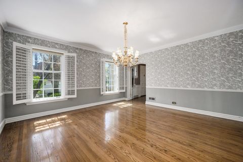Tiny photo for 6103 N Kirkwood Avenue, Chicago, IL 60646 (MLS # 12574913)