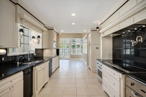 Tiny photo for 6103 N Kirkwood Avenue, Chicago, IL 60646 (MLS # 12574913)