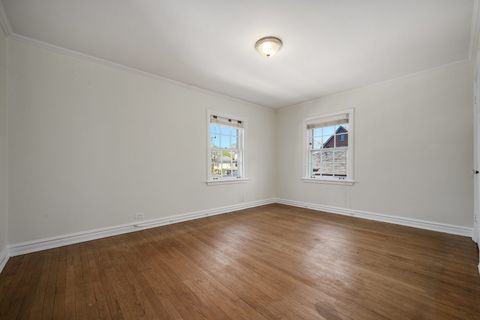 Tiny photo for 6103 N Kirkwood Avenue, Chicago, IL 60646 (MLS # 12574913)