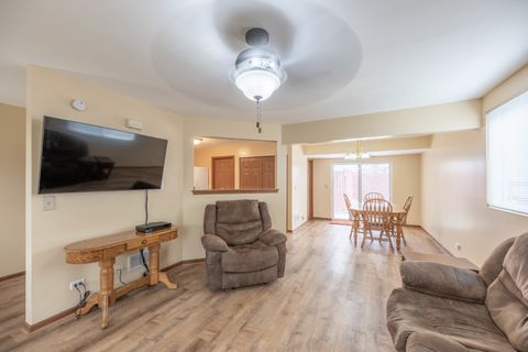 Tiny photo for 1068 Serendipity Drive, Aurora, IL 60504 (MLS # 12601897)