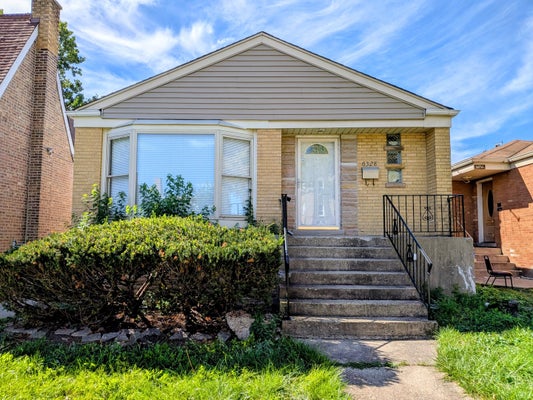 6328 N TROY ST, CHICAGO, IL 60659 - Image 1a97ad0740cd0dcec2ddef5c2fbf7856/2087144983