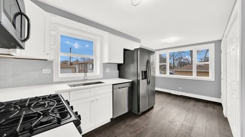 Tiny photo for 6420 Windsor Avenue, Berwyn, IL 60402 (MLS # 12694925)