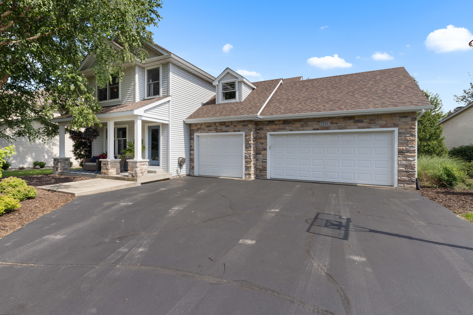 5545 HODGES RUN