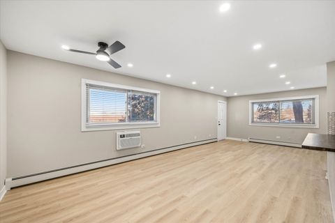 Tiny photo for 1313 S Rebecca Road #101, Lombard, IL 60148 (MLS # 12533953)