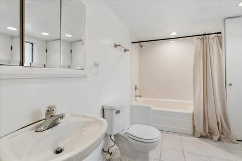Tiny photo for 1958 CASTLEWOOD Road, Highland Park, IL 60035 (MLS # 12702605)