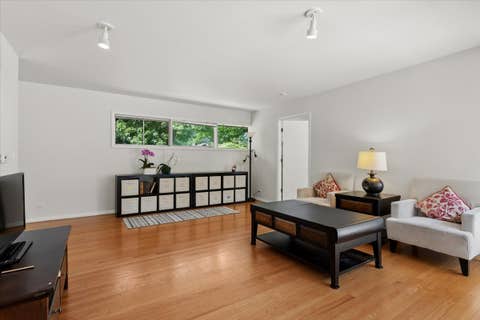 Tiny photo for 1958 CASTLEWOOD Road, Highland Park, IL 60035 (MLS # 12702605)