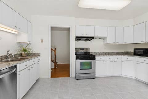 Tiny photo for 1958 CASTLEWOOD Road, Highland Park, IL 60035 (MLS # 12702605)