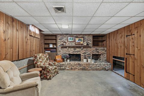 Tiny photo for 3324 34th Ave Court, Rock Island, IL 61201 (MLS # 12656597)
