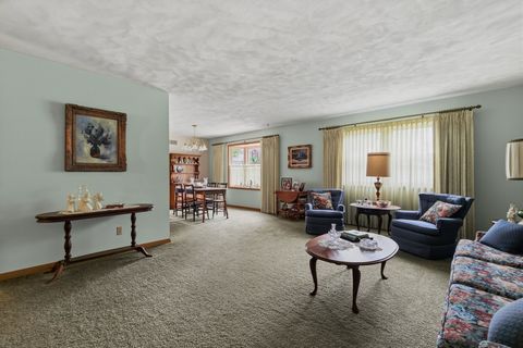 Tiny photo for 3324 34th Ave Court, Rock Island, IL 61201 (MLS # 12656597)