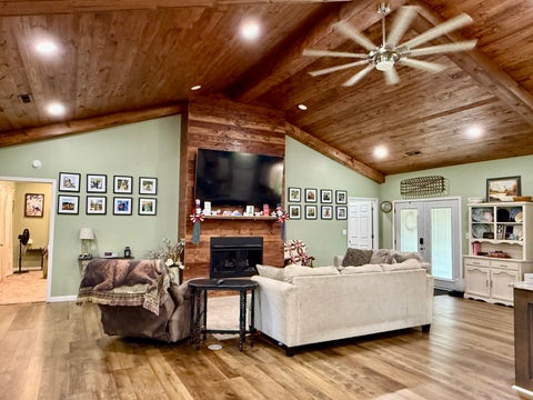 Tiny photo for 44 Woodland Drive, Metropolis, IL 62960 (MLS # 12714946)
