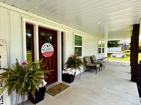 Tiny photo for 44 Woodland Drive, Metropolis, IL 62960 (MLS # 12714946)