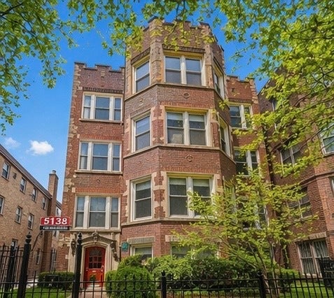 Photo of 5138 S KENWOOD Street #LL, Chicago, IL 60615 (MLS # 12752428)