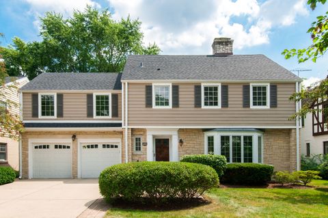 9445 Avers Avenue Evanston IL 60203