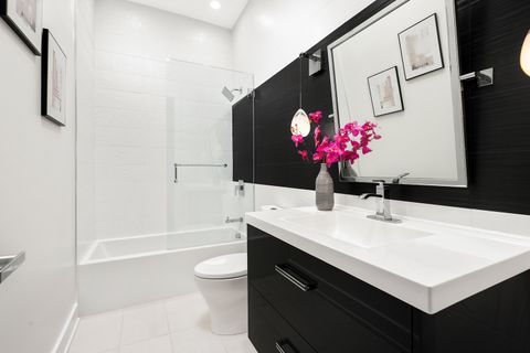 Tiny photo for 2908 N Burling Street #3, Chicago, IL 60657 (MLS # 12623921)
