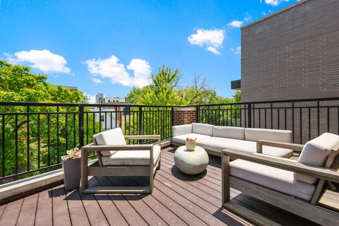 Tiny photo for 2908 N Burling Street #3, Chicago, IL 60657 (MLS # 12623921)