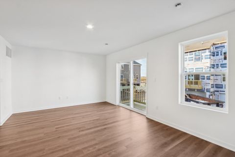 Tiny photo for 889 Briar Glen Court, Hampshire, IL 60140 (MLS # 12504704)