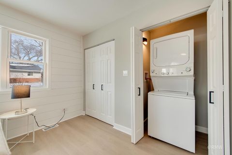 Tiny photo for 502 Oakton Street, Elk Grove Village, IL 60007 (MLS # 12551763)