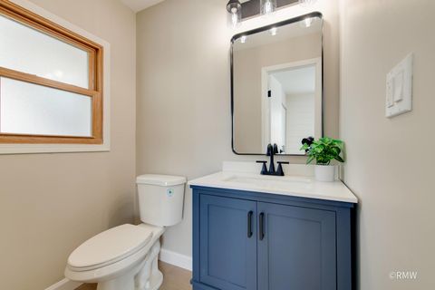 Tiny photo for 502 Oakton Street, Elk Grove Village, IL 60007 (MLS # 12551763)