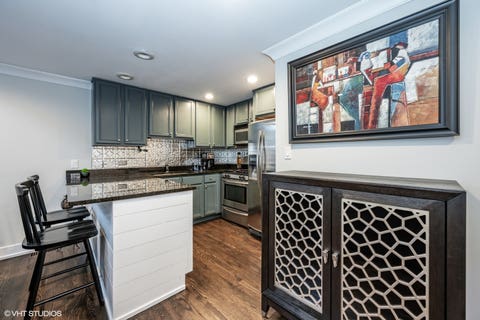 Tiny photo for 2350 N Kedzie Avenue #F, Chicago, IL 60647 (MLS # 12672202)