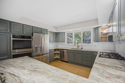 Tiny photo for 32841 N Fish Lake Road, Round Lake, IL 60073 (MLS # 12776151)