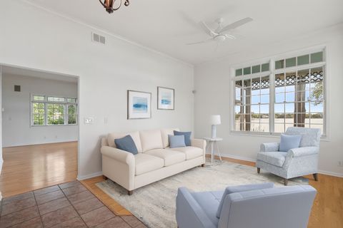 Tiny photo for 101 Burton Street, Grayslake, IL 60030 (MLS # 12518062)