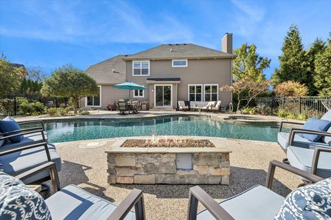 Tiny photo for 1581 Grouse Way, Crystal Lake, IL 60014 (MLS # 12603495)