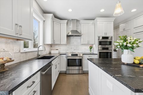 Tiny photo for 1581 Grouse Way, Crystal Lake, IL 60014 (MLS # 12603495)