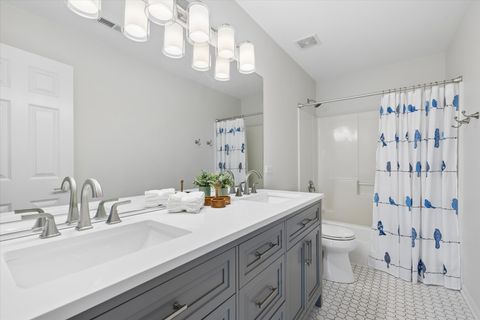 Tiny photo for 1581 Grouse Way, Crystal Lake, IL 60014 (MLS # 12603495)