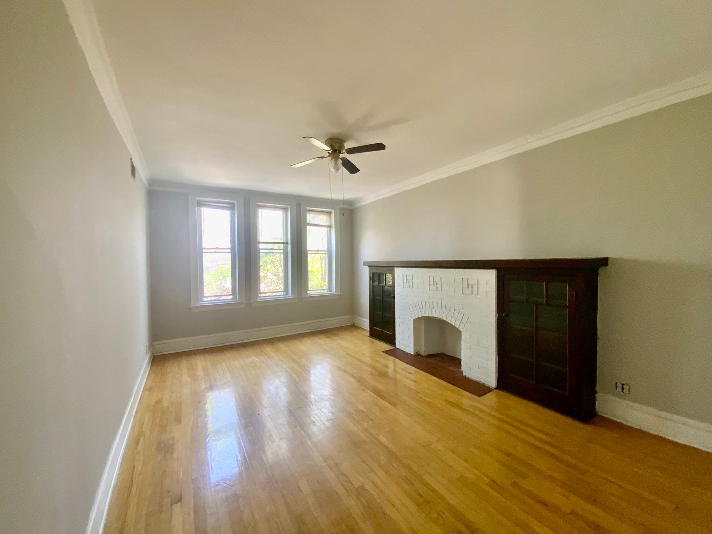 5511 W Diversey Avenue 3