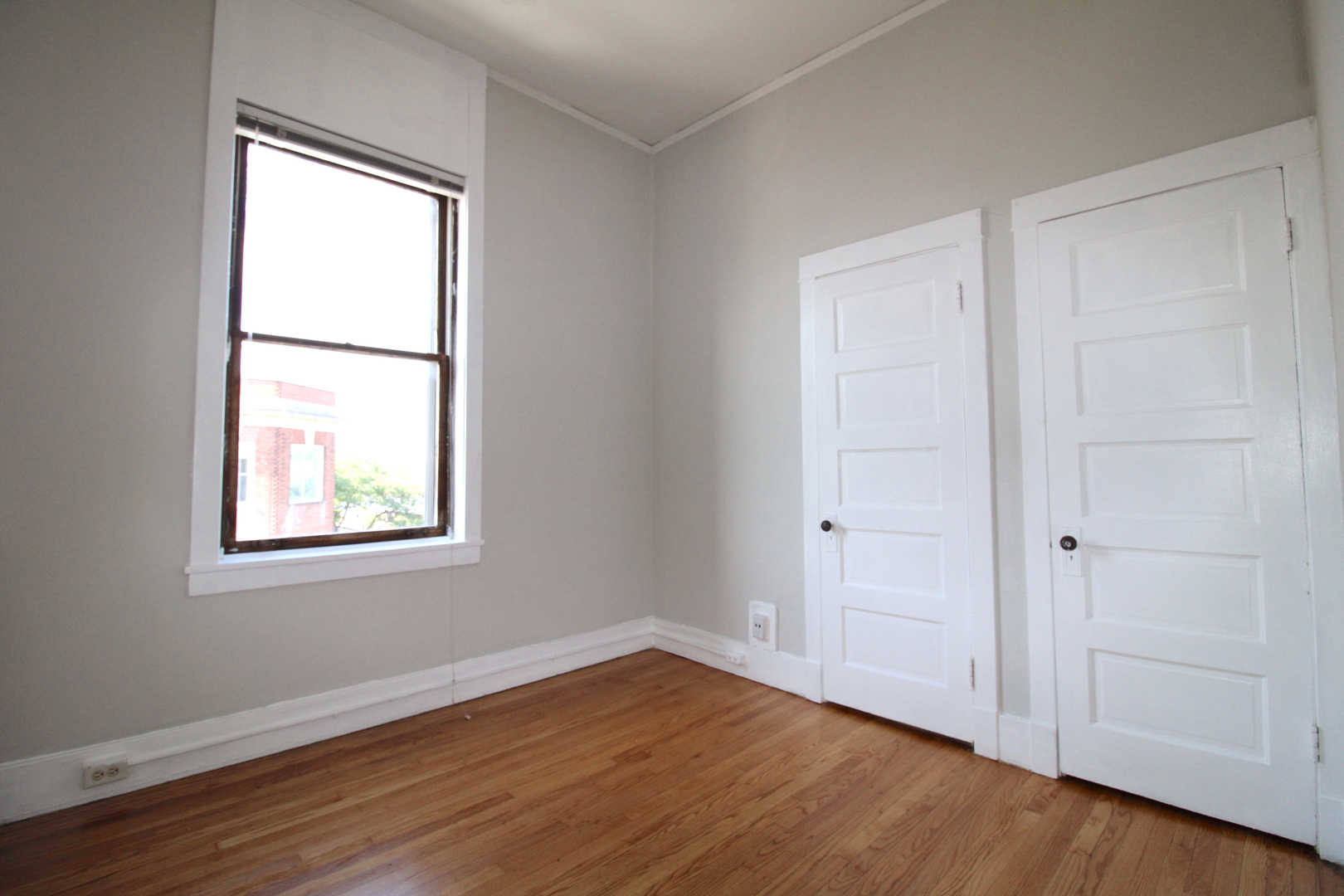 293 E Deerpath Road 32