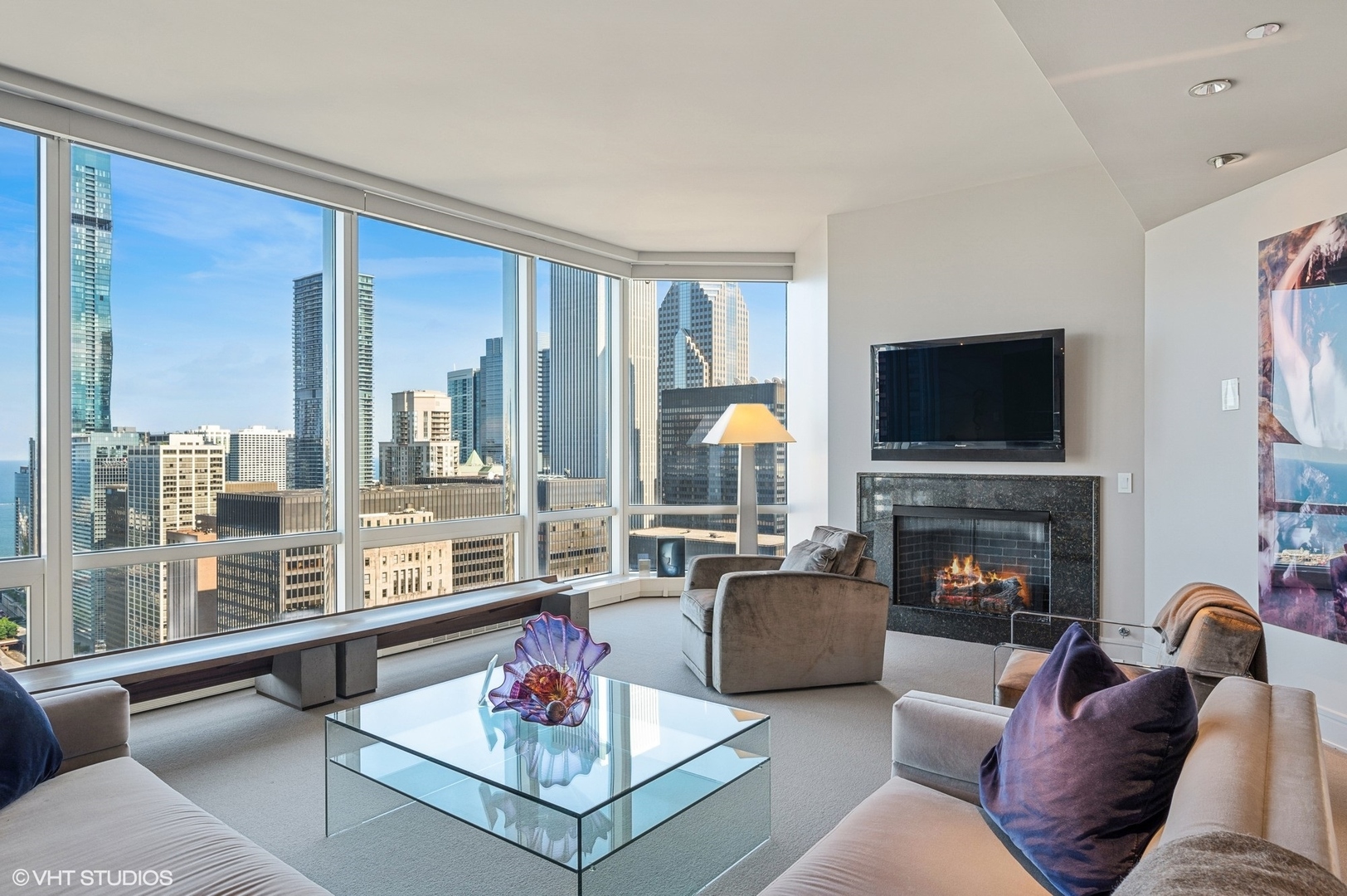 401 N Wabash Avenue 33K