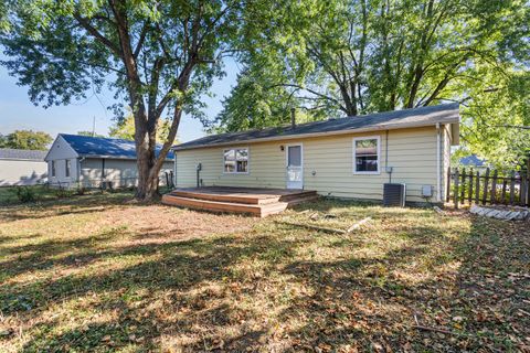 Tiny photo for 905 S Duncan Road, Champaign, IL 61821 (MLS # 12068789)