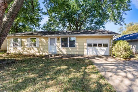 Photo of 905 S Duncan Road, Champaign, IL 61821 (MLS # 12068789)