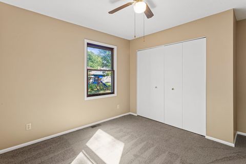 Tiny photo for 905 S Duncan Road, Champaign, IL 61821 (MLS # 12068789)