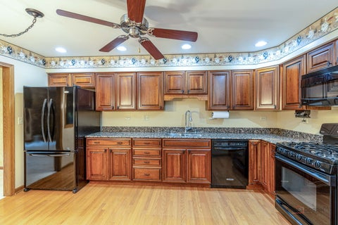 Tiny photo for 822 Brian Court, Gurnee, IL 60031 (MLS # 12781826)