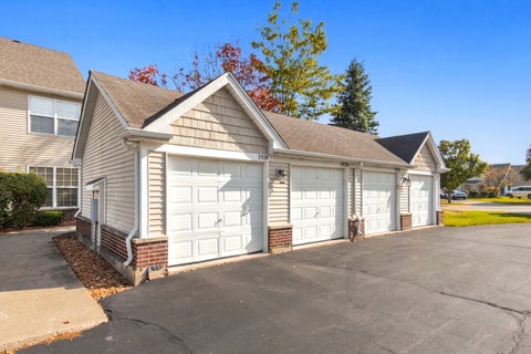 Tiny photo for 1926 Parkside Drive #1926, Shorewood, IL 60404 (MLS # 12790708)
