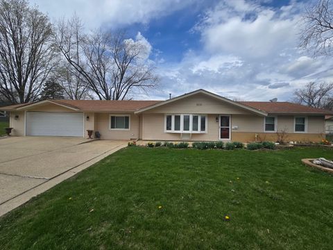 1832 W Weathersfield Way Schaumburg IL 60193